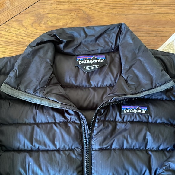 Patagonia Down Sweater Jacket - Picture 2 of 4